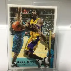 00-01 FLEER TripleCrown Kobe Bryantのサムネイル