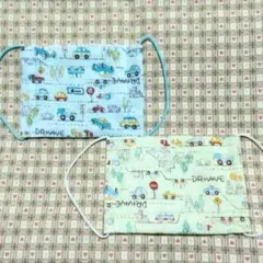 ハンドメイド、車、ドライブ柄の子供用マスク、水色、薄緑、２点