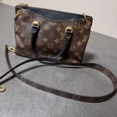 Louis Vuitton パラス BB ショルダーバッグ