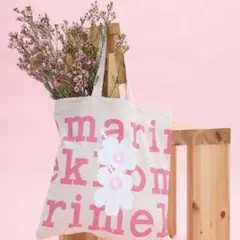 マリメッコ　marimekko ノベルティバッグ　桜 sakura
