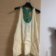 背中 花柄 レース タンクトップ ノースリーブ ベージュ×グリーン