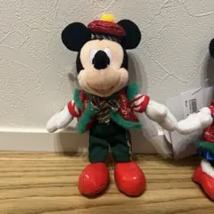 ディズニー クリスマス2025 ミッキー ぬいぐるみバッジ パレード衣装