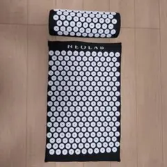 シャクティマット 類似品 ニードルマット 枕 セット 黒 - メルカリ