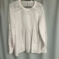 セモアージュ　ホワイト プリーツ レース シャツ