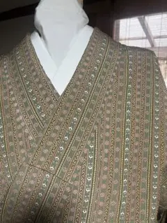 お正月にお勧め着物　　Ｂ　 ポリエステル製　洗えるお着物　中古　高級ブランド