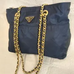 PRADA ショルダーバッグ ゴールドチェーン キルティング 三角ロゴ ナイロン