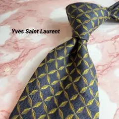 即購入OK!3本選んで1本無料！ イヴ・サンローラン ネクタイ 685