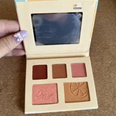 コスメのセット　　アイシャドウ