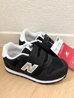 ニューバランス　ベビースニーカー　新品未使用品