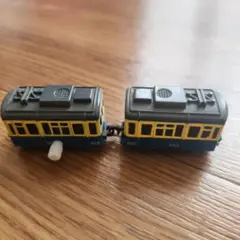 カプセルプラレール 車両 801 802 青と黄色
