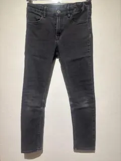 146センチ H&Mスキニーデニム　ブラック