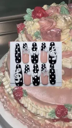 ネイルチップ 音符 ウィッシュコア 平成女児 Y2K ピンク ドット 黒 白