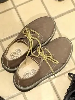 Item thumbnail for item cf94fc76-38e4-4141-994a-2ac4d3ee6a90