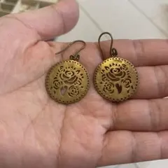 Item thumbnail for item 4368eb4f-a245-4043-bd9d-6e39cc86d6b5