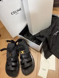 CELINE トリオンフ グルカサンダル ブラックのサムネイル