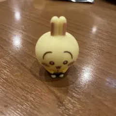 ココス　ちいかわコラボ　うさぎ　ソフビ指人形