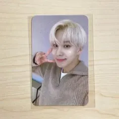 Item thumbnail for item 61bff6e6-f8b7-4f1e-aa12-897a2d9a5317