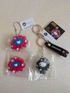 黒ミャクミャク　キティ　キーホルダー　ミャクミャク顔　マグネット　ボールチェーン