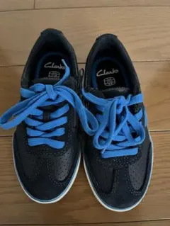 値下げしました!(新品)Clark 男の子　キッズシューズのサムネイル