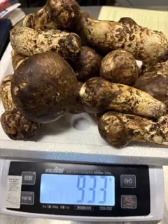 蕎麦屋のアキちゃん　天然松茸 つぼみS 箱入り約1kg ✖️3 蕎麦屋のアキちゃん様専用 天然松茸 つぼみS 箱入り約1kg ✖️3 - メルカリ