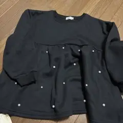 黒のパール装飾スウェットトレーナー