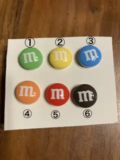 M&M'sカラフルピアスセット
