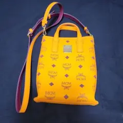 MCM オレンジ ショルダーバッグ(最終値下げ価格)のサムネイル
