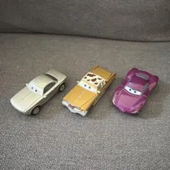 【カーズ トミカ】ホリーシフトウェル スタンダードタイプのサムネイル