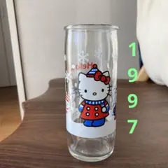 サンリオ　ハローキティ 瓶　 1997 ガラスコップ レトロ 希少