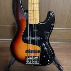 Fender USA Marcus miller 5弦のサムネイル