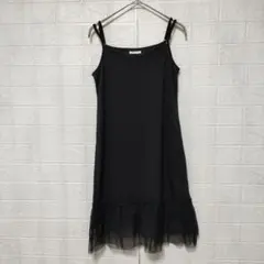 GU ジーユー (M)　裾レース キャミチュニック　ブラックのサムネイル
