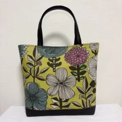 【ハンドメイド】北欧風大きな花柄(イエロー) トートバッグ