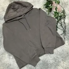 【GU】ダークグレー　スウェットプルパーカー　M