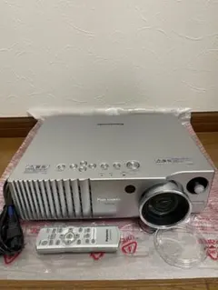 パナソニック TH-D5600○業務用プロジェクター XZ2959 - メルカリ