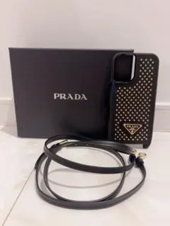【最終値下】PRADA レザー iPhone16 ケース ショルダーストラップのサムネイル