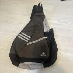 adidas ワンショルダーバック　00s y2k