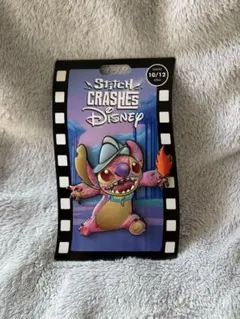 ディズニーストア マンスリー スティッチ ピンバッジ ポカホンタス