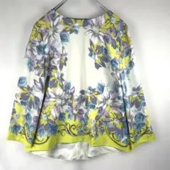 新品未使用✨グレースコンチネンタル リーフ柄 フリル袖 トップス 