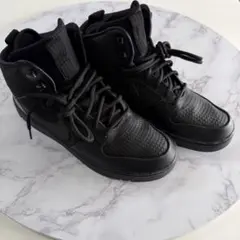 ブラック ハイカットスニーカー　ナイキ　NIKE 27cmのサムネイル