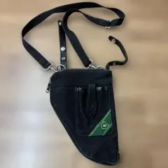 Lowrider ボディバッグ ブラック 斜め型