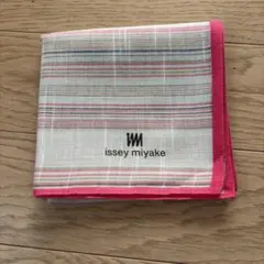 ISSEY MIYAKE ハンカチ マルチストライプ