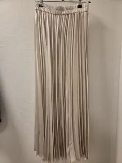 プルミエアロンディスモン ニット