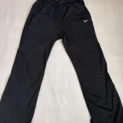 Nike 黒 ジャージパンツ ストレッチ素材　レディース　Mサイズ