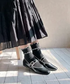 ＊ スクエアトゥ ストラップ フラット パンプス ＊