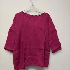 relume マゼンタ 麻リネン100 Vネック 五分袖シャツ ブラウス