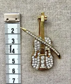 バイオリン型ブローチ ゴールド