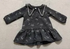 ベビー服　黒い花柄のキルティングワンピース　80cm