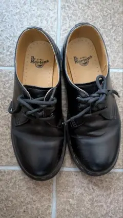 Dr. Martens × beams AirWair ブラックドレスシューズ - メルカリ