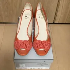 【新品未使用】ナンバートゥエンティワン パンプス　25.5cm ヒール8cmのサムネイル
