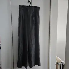 グレー プリーツ入り ワイドパンツ